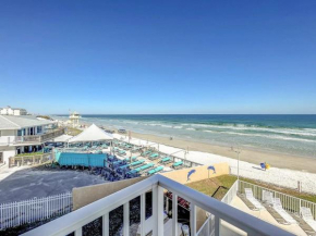 Beachside Condo - Oceanfront, Pool & Steps to Flagler